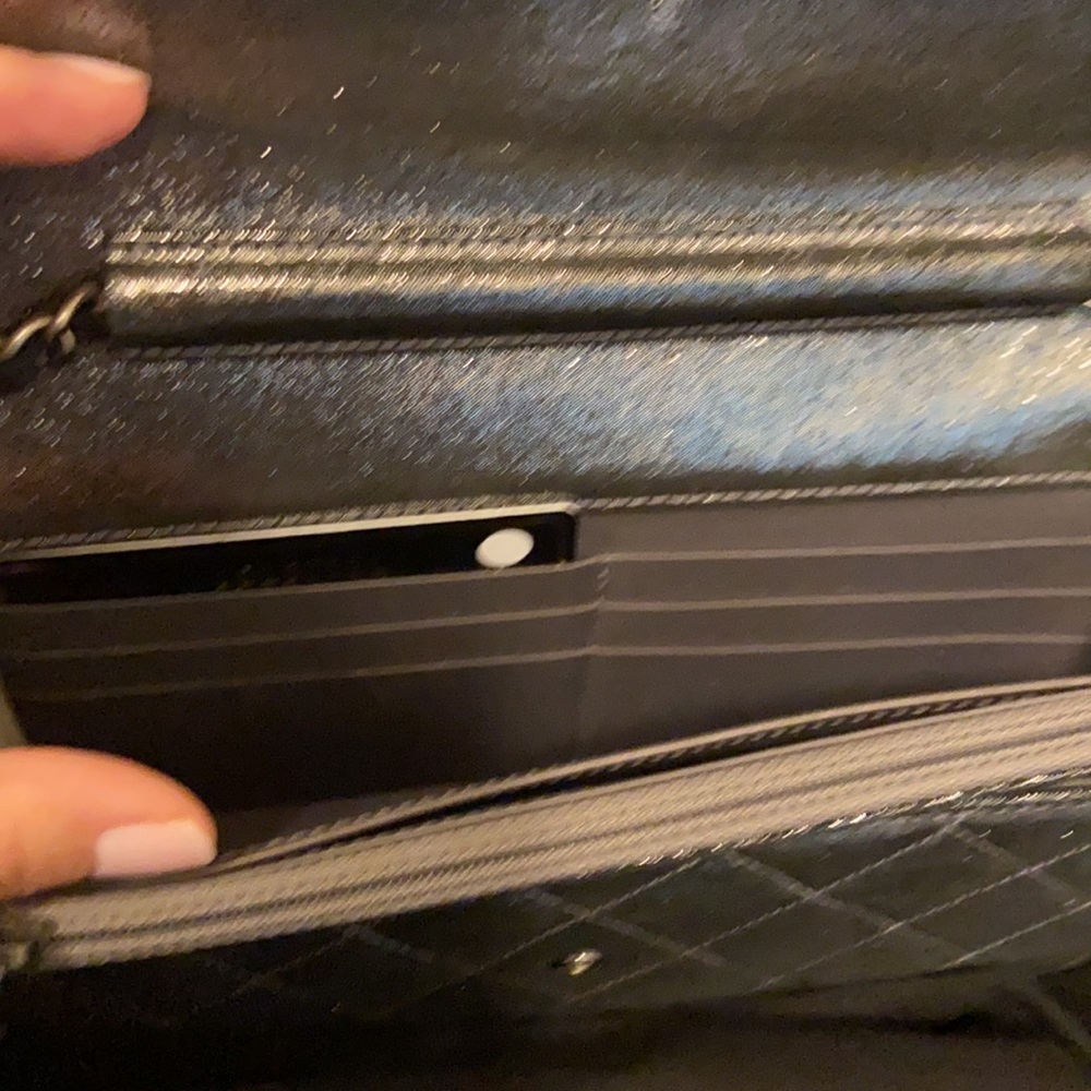 Chanel wallet on a chain - Picture 8 of 9